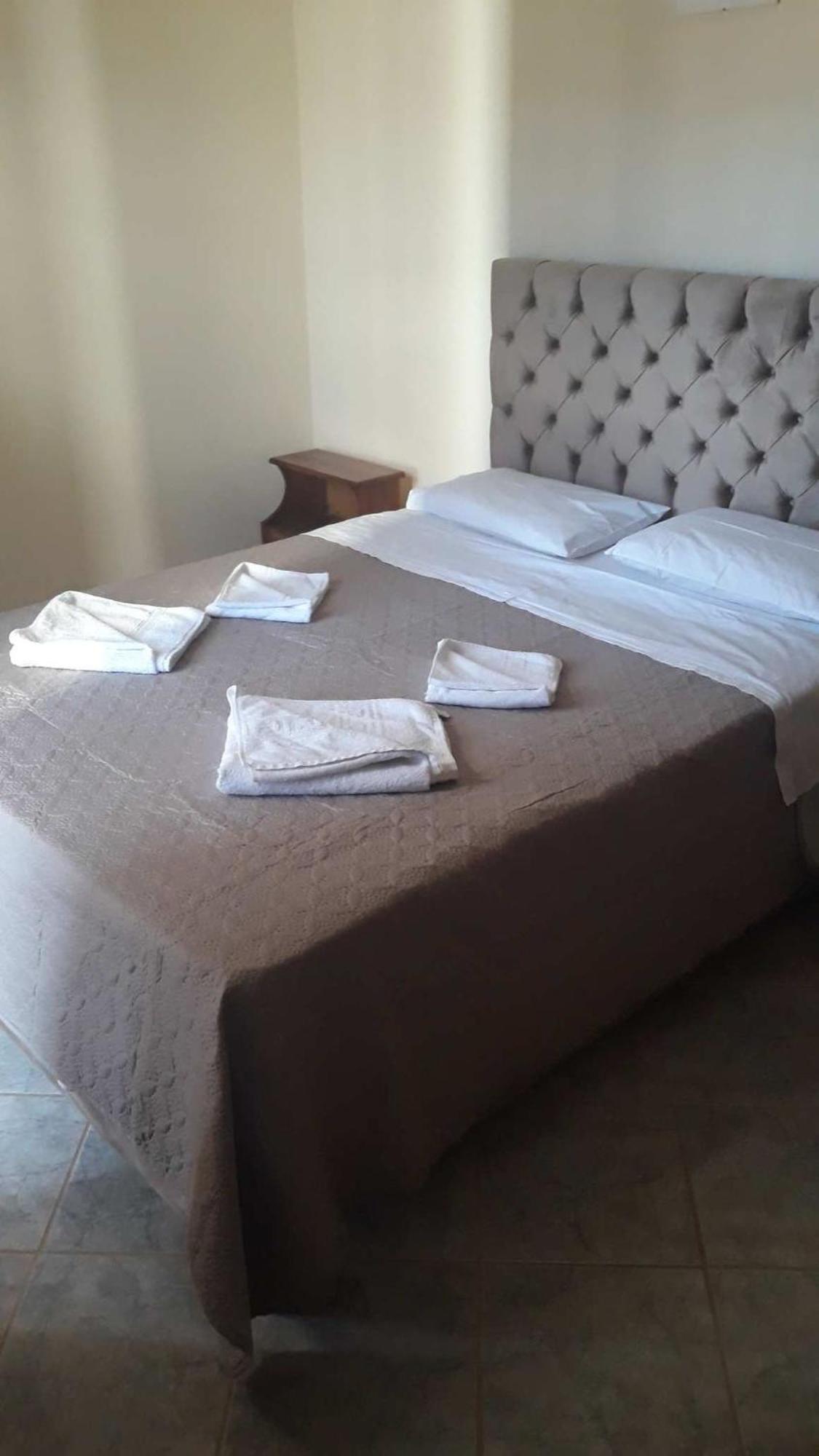 Pela Apartments Сисси Экстерьер фото