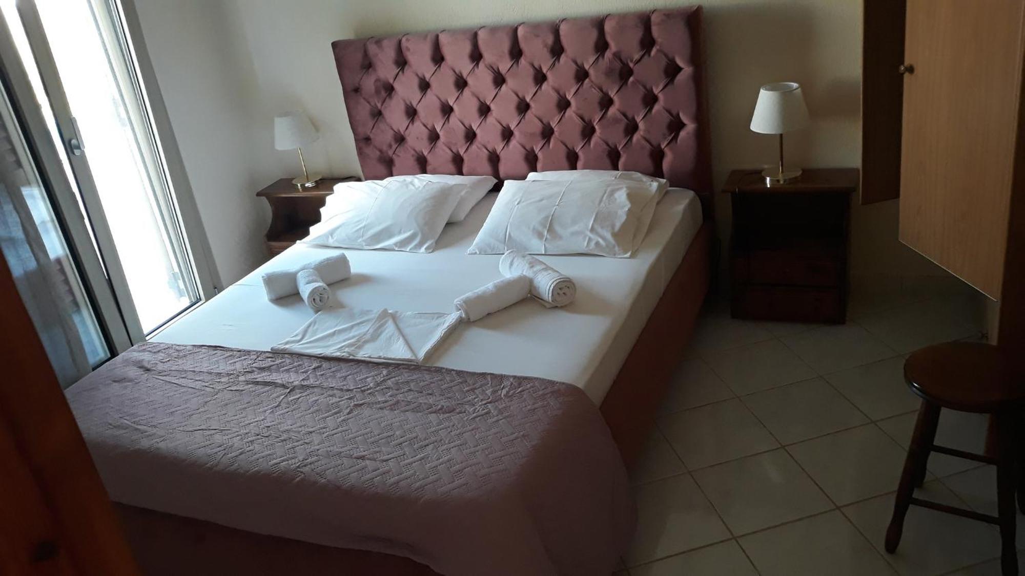 Pela Apartments Сисси Экстерьер фото